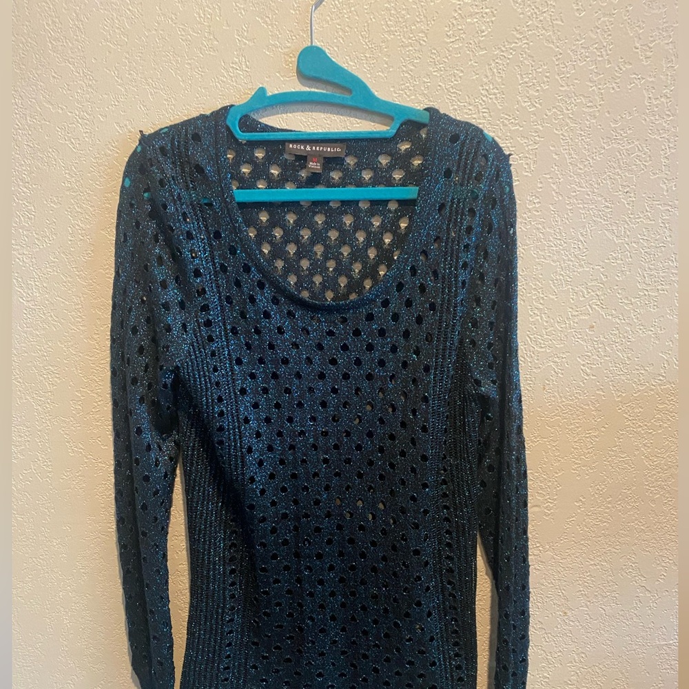 Rock & Republic Tunic, new, never worn, no tags. Sz Medium, blue & black sparkly